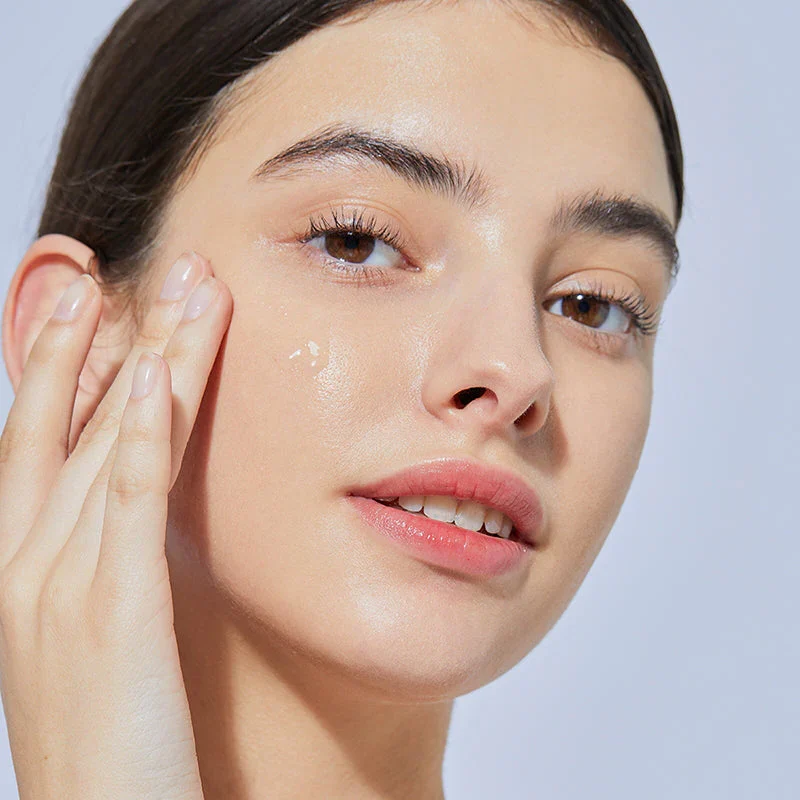 COSRX The Hyaluronic Acid 3 Serum 3